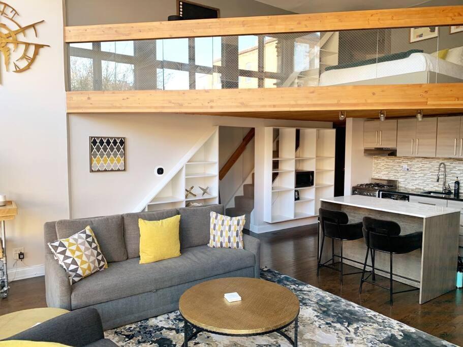 Lincoln Park Light-Filled Loft Daire Chicago Dış mekan fotoğraf